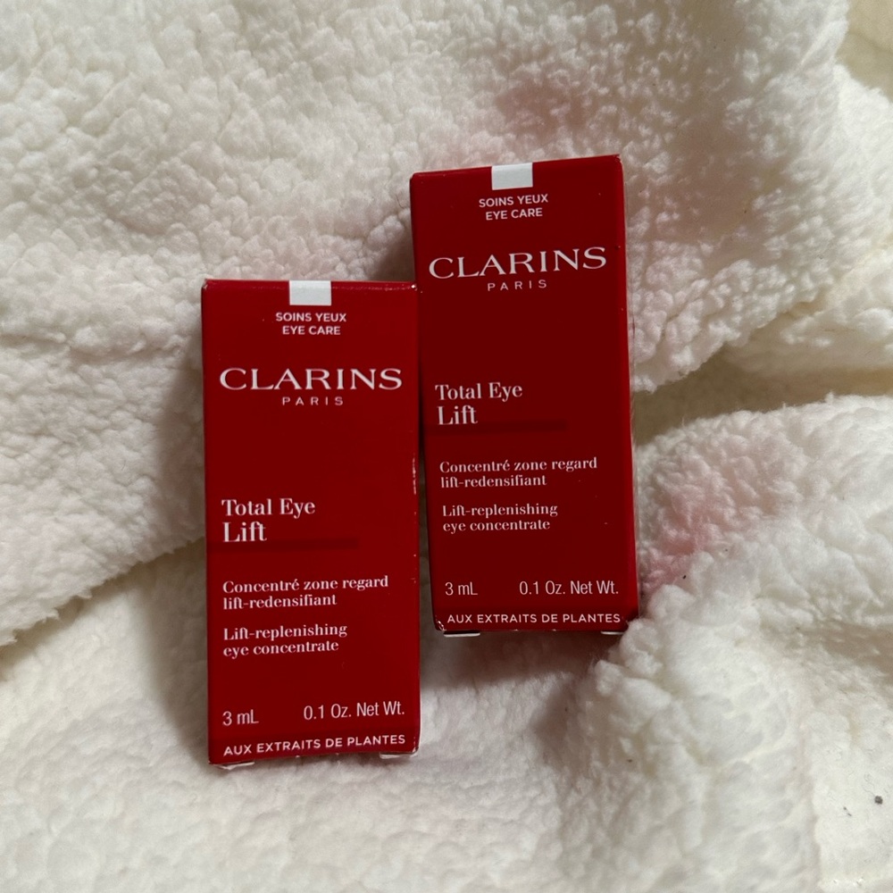 2- 3ml Clarins total eye lift